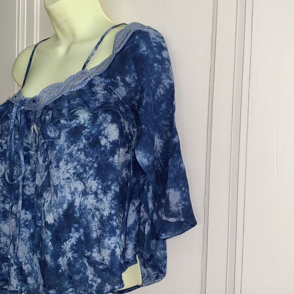 NWT Rampage blue tie dyed flowy off shoulder top - Picture 3 of 10